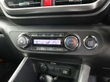 オートエアコンなので車内は一年中快適です♪