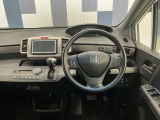 運転しやすいインパネ周りです!見やすいレイアウトで快適なドライブをサポートします!