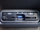■【ETC車載器】が装備されています。セットアップをしてお渡しとなり、ETCカードを差し込むだけで高速道路の利用が可能です。