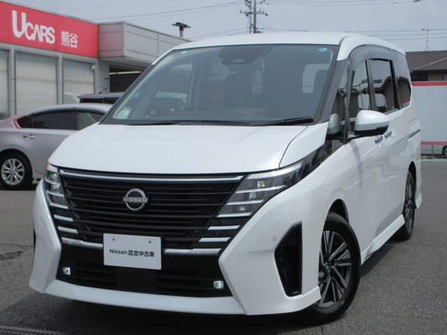 セレナ 1.4 e-POWER ハイウェイスターV セカンドスライドアップシート 