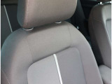 Audi正規ディーラーが高品質をお約束。高度な訓練・教育を受けたAudi専任メカニックが、100項目にもおよぶ精密な点検を実施いたします。すべてをクリアしたAudi車だけが、あなたのお手元に届けられるのです。