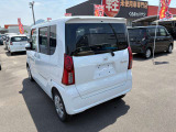 ☆お車についた傷やヘコミ、事故の修理もハヤシにお任せください。自社鈑金工場で修理ができますの安心です☆