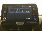 いまや必須装備「ナビゲーション」搭載!知らない場所に、スイスイッとドライブ。なんて便利な機能でしょうか?もう、これなしではハンドルを握れませんね!でも、運転中の操作は危険ですのでご注意ですね♪
