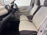 【車内ルームクリーニング済】専門スタッフにより車内はきれいにルームクリーニングを行っております。