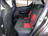 ゆとりある広々とした車内空間は、ドライブを始め買い物やレジャーなど、幅広く活躍します。一人でもみんなとでもお出かけを楽しみましょう!