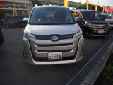 ノア 1.8 ハイブリッド X E-Four 4WD