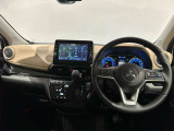 視界広がる、開放的な運転席です!
