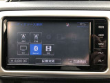 Bluetooth(ブルートゥース)接続機能付き。スマートフォンなどからお気に入りの音楽をワイヤレス再生できます。ドライブがさらに楽しくなりますね。