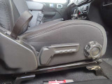 弊社にて販売をしております車輌は、全車第三者機関によります品質チェックを行っております。お客様が安心して御購入が頂けるよう、努めて参ります。