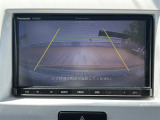 【バックカメラ】駐車が苦手な方でも映像で後方の安全確認もしっかり見えない死角の部分や距離感などモニター確認することが可能です。