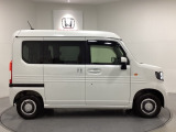 購入後も自社指定整備工場完備でお客様の愛車をしっかりサポート致します!御納車時には安全かつ安心してお乗り頂けるようホンダ専門知識を持つ整備スタッフが点検・整備・装備も説明をしてお渡ししております。