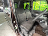 運転席シート廻りは使用感も少なく、良好な状態となっています。丁寧に使われていたことがよくわかりますね。