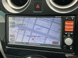 【日産純正ナビゲーション!】遠くへのお出かけする際の心強い味方です!自車位置の確認はもちろん、CD再生やフルセグテレビ機能も充実。各操作もしやすく安心です。