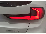 BMW伝統のL字型テールライト