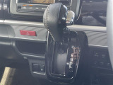 【 シフト 】スムーズなシフトチェンジで快適にお車を操縦していただけます!//