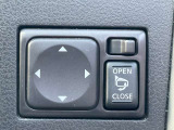 電動格納ドアミラーです。角度調整も可能です