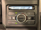 車内空調は&rdquo;AUTOエアコン&rdquo;にお任せ。運転に集中出来ますよ!