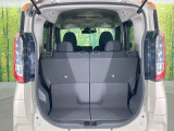 普段のお買い物や通勤、送迎等に十分な荷室スペースを確保しております。セカンドシートを倒すと、大きな荷物の積載も可能です♪