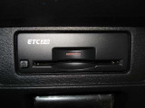 ETC2.0装備♪従来のETCの高速利用料金の収受だけではなく、渋滞回避や安全運転支援といったドライバーに有益な情報を提供してくれます♪