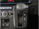縦型シフトで操作性の良いシフトです!!