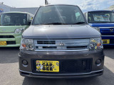 納車前整備は提携工場にて行い、納車時整備記録簿を発行いたします。基本交換消耗品については整備欄をご参照ください。