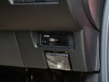 ビルトインETC2.0が付いています。高速道路をスムーズに通れますし、割引も有ったりします。