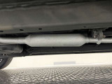 下回りの様子。運転席側からの状態。