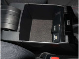 ☆新車の時からの保証書・メンテナンスノート・取扱説明書・点検記録簿等きちんと残っておりますので安心ですよね♪ 新車とは違い中古車ですので有るのと無いのでは車の価値も異なります。