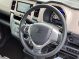 運転しやすいステアリング。【ステアリングオーディオスイッチ】装備!