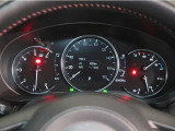 見やすいスピードメーター!運転に集中できます♪