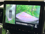 【マルチアラウンドモニター】専用のカメラにより、上から見下ろしたような視点で360度クルマの周囲を確認することができます☆死角部分も確認しやすく、狭い場所での切り返しや駐車もスムーズに行えます。