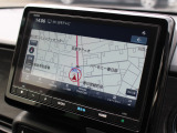純正ナビ搭載車!!ナビ起動までの時間と地図検索する速度が魅力で、初めての道でも安心・快適なドライブをサポートします!!