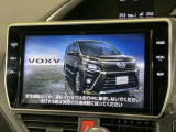 【純正ナビ】人気の純正ナビを装備。オーディオ機能も充実しており、Bluetooth接続すればお持ちのスマホやMP3プレイヤーの音楽を再生可能!毎日の運転がさらに楽しくなります!!