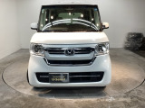 フロントマスクは個性もいっぱい! 人気の車です。