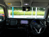 ドライバー目線です。目線が高いので運転はしやすい1台です!