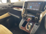 【 オートエアコン 】車内温度を感知して自動で温度調整をしてくれるのでいつでも快適な車内空間を創り上げます!