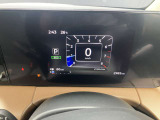 視認性の高いメーターで運転情報を的確に把握できます!