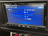 Bluetooth接続可能ですので、お持ちのスマホの音楽をナビで聴くこともできます♪(ご使用の端末によっては接続できないものもあるかもしれませんのでご了承ください)