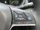 話題の運転支援装置プロパイロットが搭載されてます。アクセル、ブレーキ、ハンドルの操作をクルマがアシストしてくれます。
