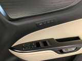 運転の操作性、快適性など全てはシートポジションから始まります。ドライバーごとの好みのポジションを記憶できるシートメモリーは、欠かせない機能です。