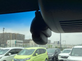 万が一の事故にあった場合でも、ドライブレコーダーがその瞬間の映像を記録しています!事故だけでなく、楽しいお出かけの風景なども録画してくれています。