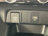 ソケット類も充実☆対応のケーブルがあれば車内でスマホなどの充電が可能です☆