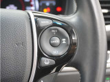◆アダプティブクルーズコントロール◆予め設定した車速内でクルマが自動的に加減速。前走車との適切な車間距離を維持しながら追従走行します。【LKAS】車線維持支援システムでステアリング操作を支援。