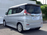 リアはプライバシーガラス付です。見た目もかっこいいですよね。また、太陽光を防ぐので冷房の効きを良くする効果もあるんです。エアコンを控えめにすれば燃費向上も見込めますよ。
