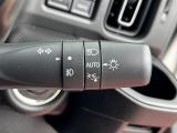 [オートライト]AUTOに合わせておくだけで夜間や、トンネル内で自動でヘッドライトが点灯します!付け忘れ消し忘れがないので楽々☆