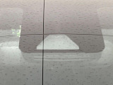 【トヨタセーフティセンス】走行中に前方の車両等を認識し、衝突しそうな時は警報とブレーキで衝突回避と被害軽減をアシスト。より安全にドライブをお楽しみいただけます。