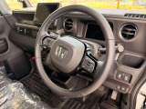 手の届く位置に操作系を集約。毎日の運転を快適にするドライバー目線の空間。