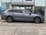サンルーフ付き!!PASSAT eHYBRID ELEGANCEが新入庫致しました!!DCCPRO装着しております!♪