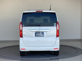 現車を確認できる方へ販売いたします。当社サービススタッフにて純正部品を使い点検整備を実施し、その後、ご納車させていただきますのでご安心してご利用いただけます。