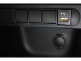 USB端子ソケット装備!